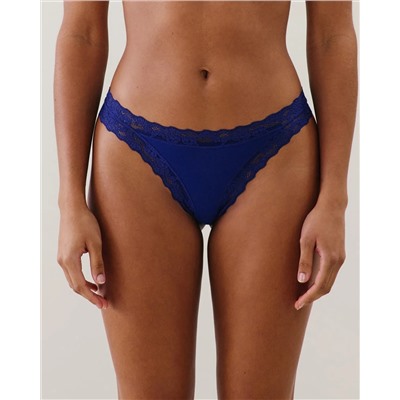 Tanga de algodón y encaje en azul