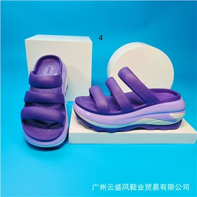 Симпатичные сабо КРОК*С на платформе  Новая коллекция