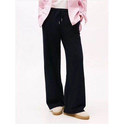 Straight-Leg Sweatpant