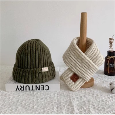 Шапка и шарф для мальчиков и девочек. Размер 2-12 лет