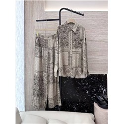 Костюм люкс