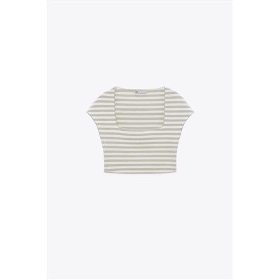 STRETCH KNIT STRIPED TOP