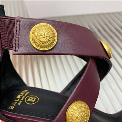 Эффектные босоножки на высоком каблуке с перекрестными ремешками и металлическими пряжками  БАЛТМЕЙ*Н