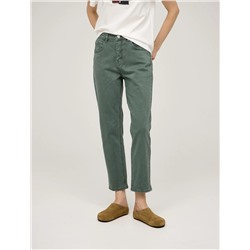 Зеленые базовые джинсы зауженные