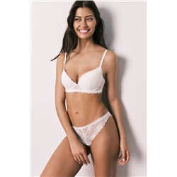 Braga clásica encaje blanco