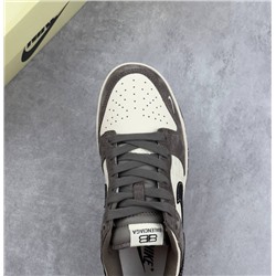 Nike SB Dunk Low