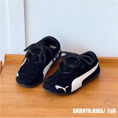 Кроссовки для мальчиков и девочек