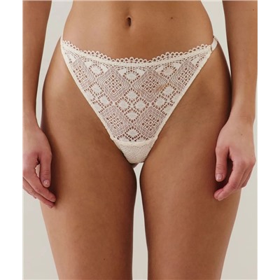 Tanga de encaje
