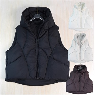 Женский толстый и пушистый жилет из белого утиного пуха с капюшоном