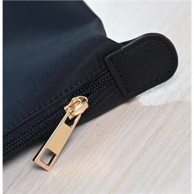 Легкая нейлоновая сумка ХЭЗЗИ*С