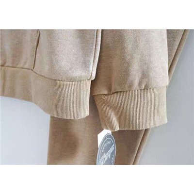 Детский спортивный костюм