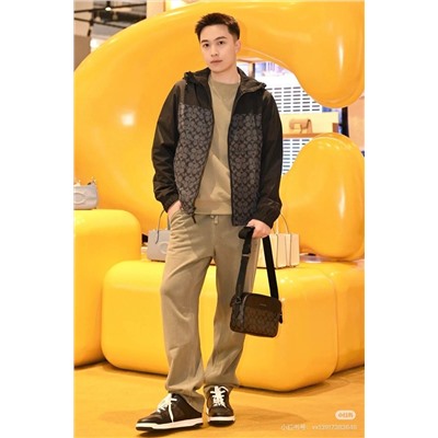 Мужская ветровка  КОУ*Ч