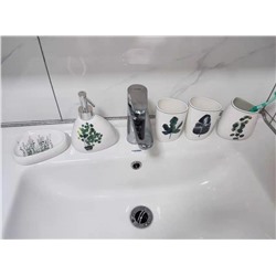 Керамический набор для ванной комнаты