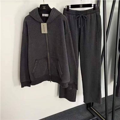 Женский трендовый спортивный костюм в стразах   Balenciag*a