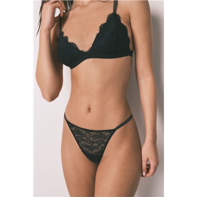 Tanga encaje floral negro