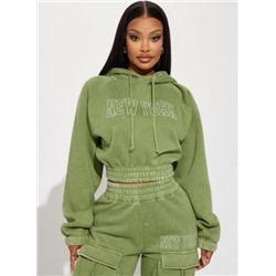 Модный женский костюм