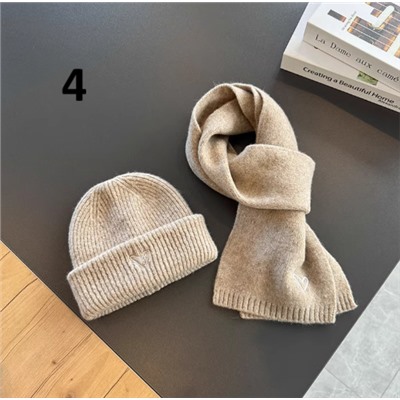 Шапка и шарф для мальчиков/девочек. Размер 2-10 лет