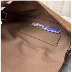 Сумка   Натуральная кожа и замша   Остатки экспортного заказа   Материал: 100% коровья кожа