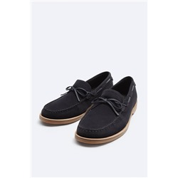 LEATHER LOAFERS WITH TASSEL