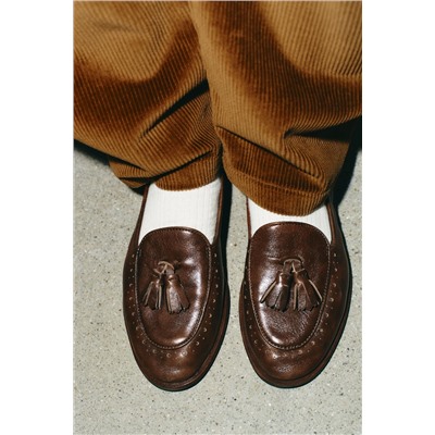 MOCASÍN BORLAS PIEL