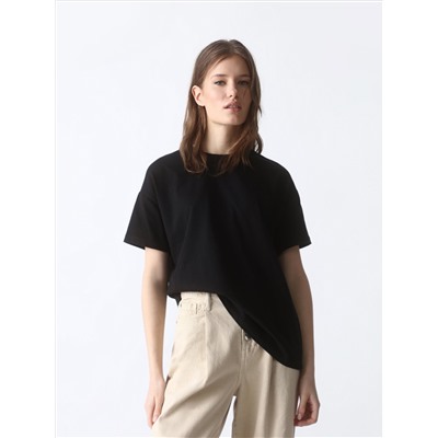 OVERSIZED SHORT SLEEVE T-SHIRT
