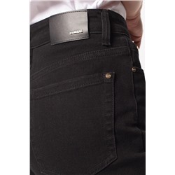 Прямые джинсы из эластичного денима