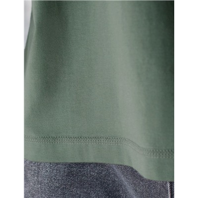 Футболка полуприлегающего кроя с принтом из премиального хлопка