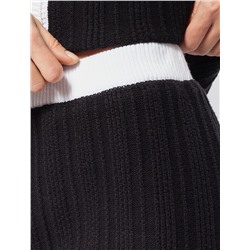 Юбка фактурной вязки с трикотажной подкладкой