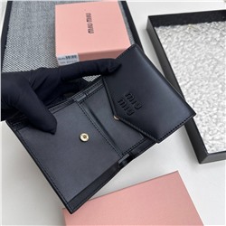 Небольшой кошелек  Mi*u Mi*u