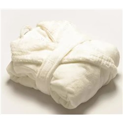 Халат, бренд не смогла разглядеть, но смотрится очень даже хорошо