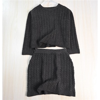 Женский костюм из плотной шерстяной смеси МАССИМО Д