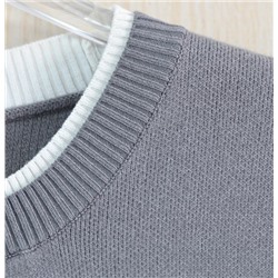 Приталенное двухслойное трикотажное платье  МО*КО