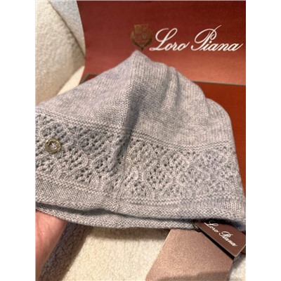 Нежная кашемировая шапка  Lor*o Pian*a