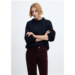 Pantalón flare tiro medio pana