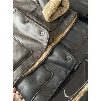 Женская дублёнка свободного кроя со спущенным плечом   ЗАР*А