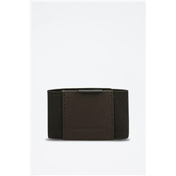 Tarjetero Badge Marrón