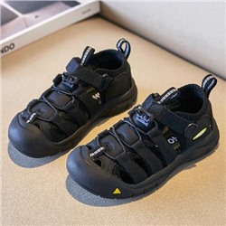 Сандалии для мальчиков с закрытым носком