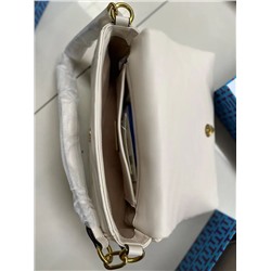 Мягкая кожаная стеганая сумка-багет с клапаном и ручкой через плечо, подарочная коробка ТОРИ БЕРЧ