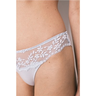 Braga clásica modal y encaje azul