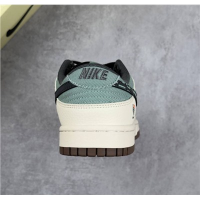 Nik*e SB Dunk Low