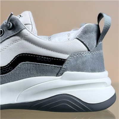 Кроссовки ECC*O