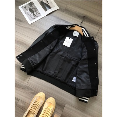 Мужская куртка с вышивкой МОНКЛЕ*Р