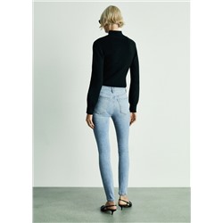 Jeans skinny tiro alto