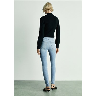 Jeans skinny tiro alto