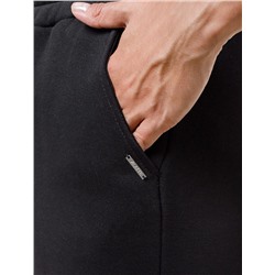 Брюки джоггеры с накладными карманами из футера трехнитки с начесом