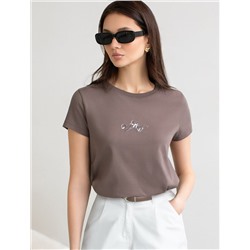 Нарядная футболка с принтом пайетками из премиального хлопка с эластаном