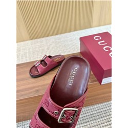 Трендовые шлепки Gucc*i 💚  Реплика 1:1