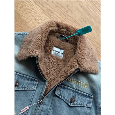 Джинсовая теплая куртка   Mi*u Mi*u 🩷