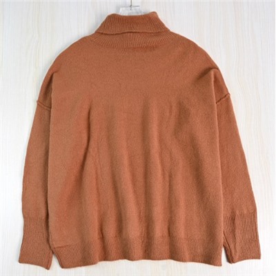 Женская трикотажный свитер