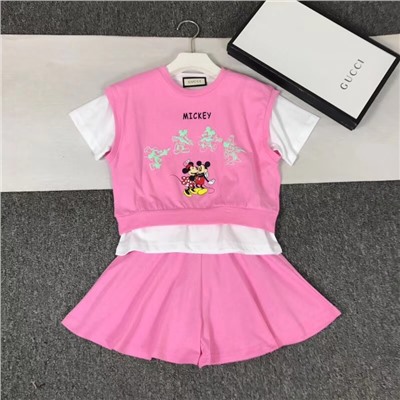 Костюм   на девочку